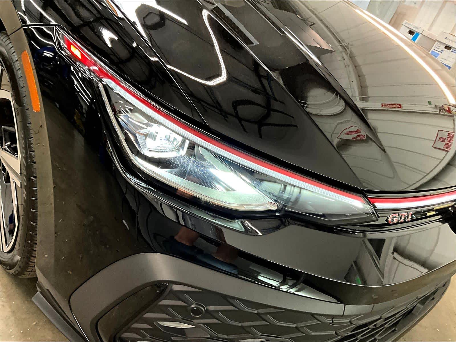 2025 Volkswagen Golf GTI SE - Photo 31