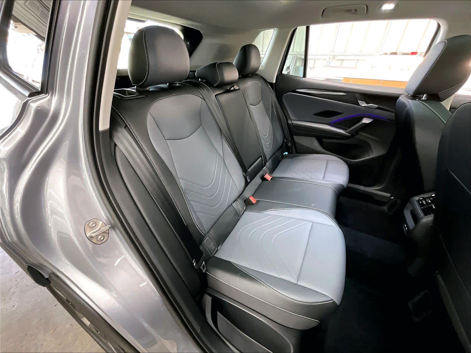 2026 Volkswagen Tiguan SE - Photo 27
