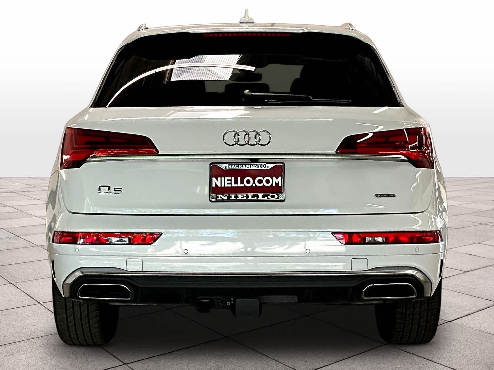 2023 Audi Q5 S Line Premium Plus photo 4