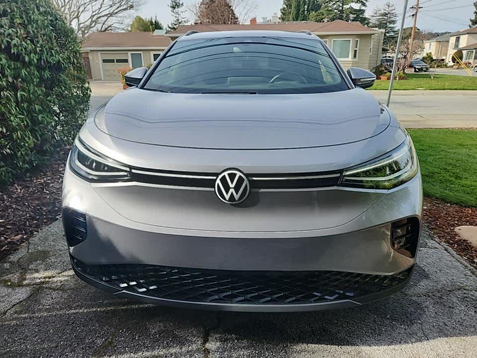 2023 Volkswagen ID.4 Pro photo 2