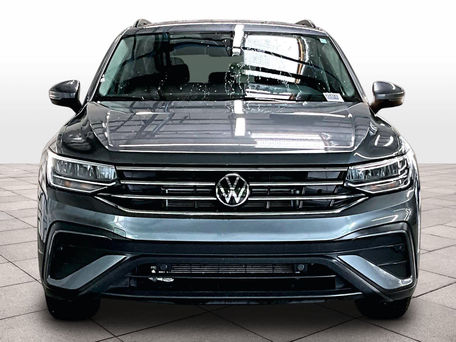 2024 Volkswagen Tiguan S photo 2