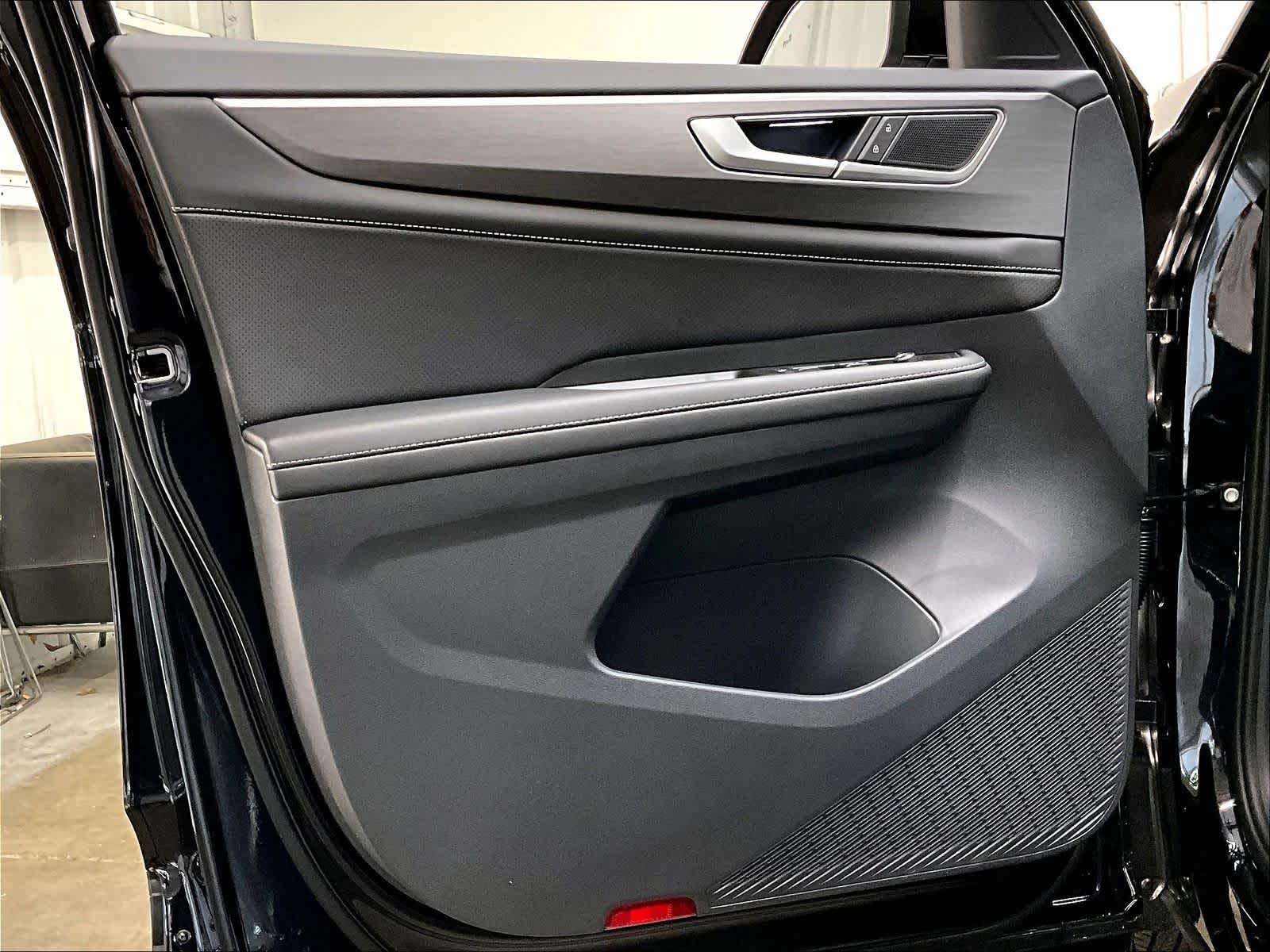 2026 Volkswagen Atlas Cross Sport SE - Photo 24