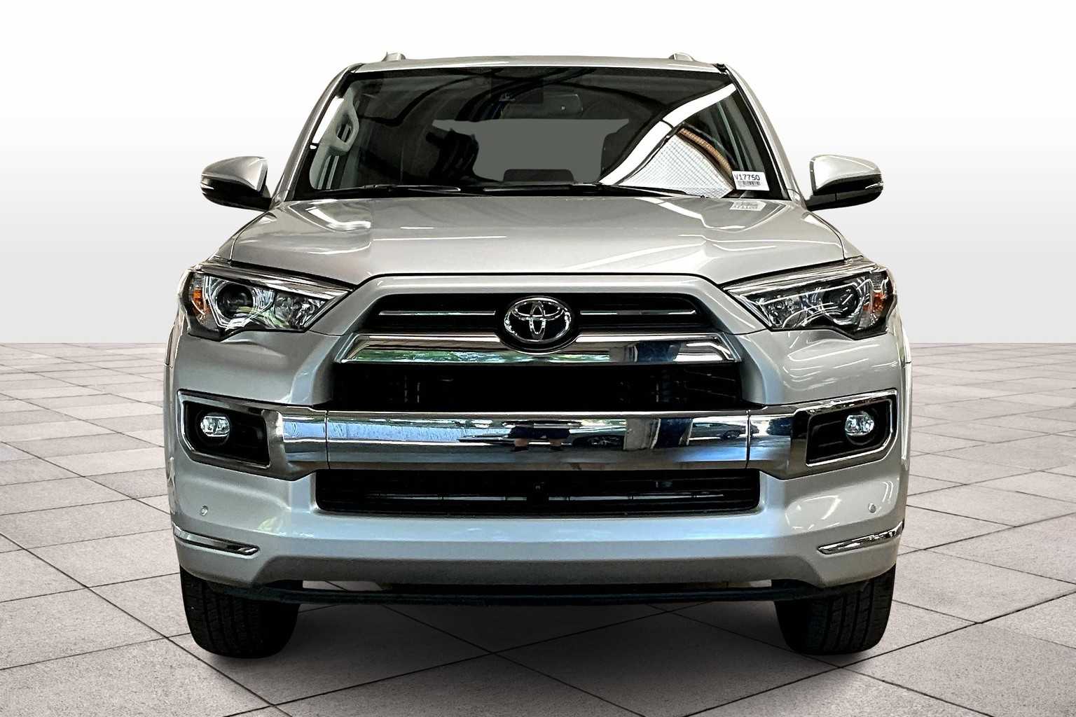 2023 Toyota 4Runner Limited photo 3