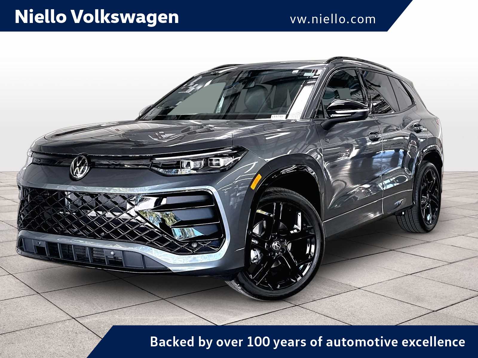New 2026 Volkswagen Tiguan SE R-Line Black FWD