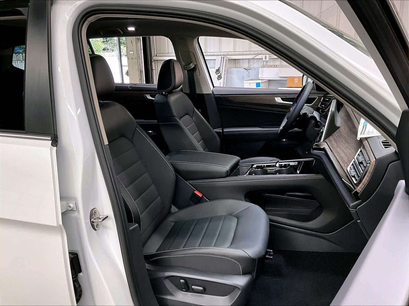 2026 Volkswagen Atlas SEL - Photo 31