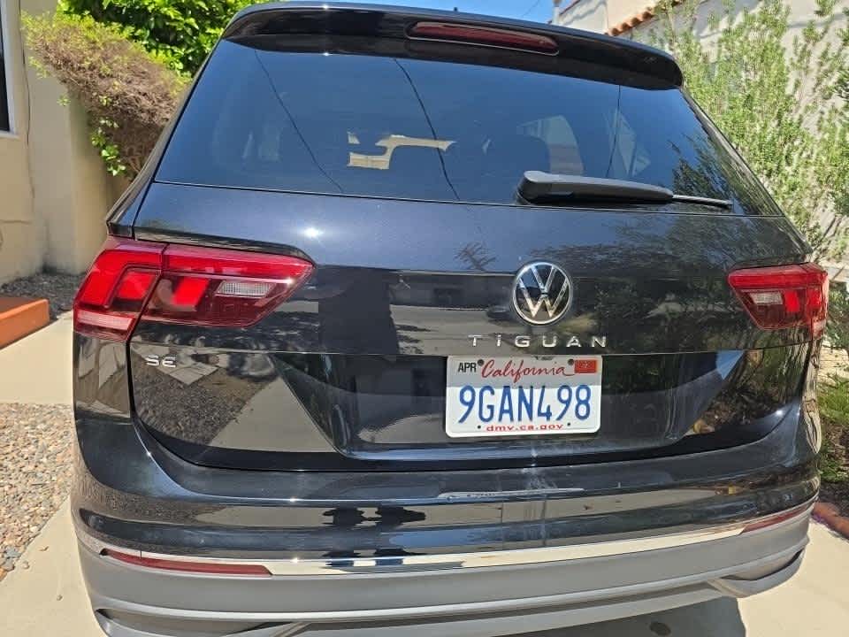 2023 Volkswagen Tiguan SE photo 3