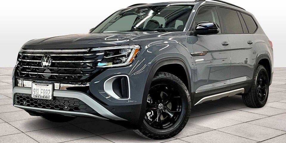 2025 Volkswagen Atlas 2.0T Peak Edition 4MOTION