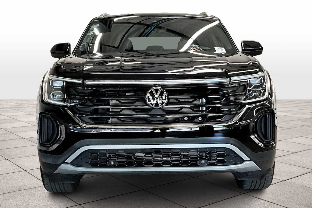 Certified 2024 Volkswagen Atlas Cross Sport 2.0T SE w/Technology FWD