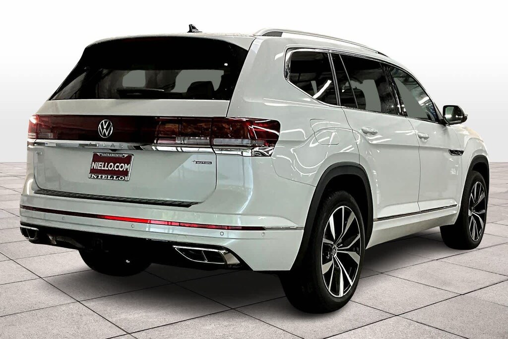 New 2026 Volkswagen Atlas 2.0T SEL Premium R-Line 4MOTION 4MOTION