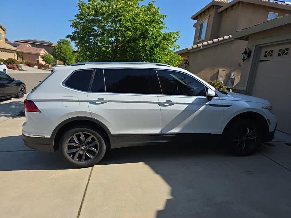 2023 Volkswagen Tiguan SE photo 6