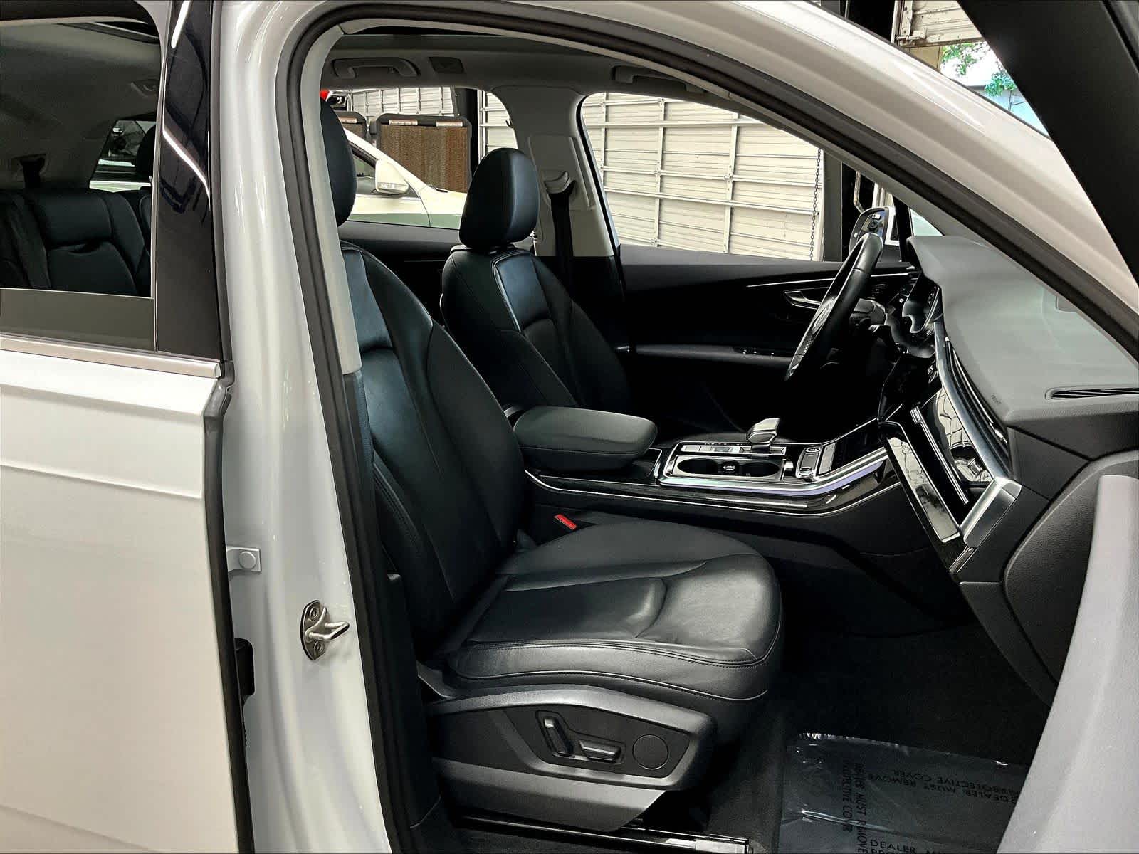 2022 Audi Q7 Premium photo 4