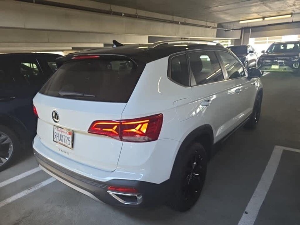 Used 2023 Volkswagen Taos SE FWD