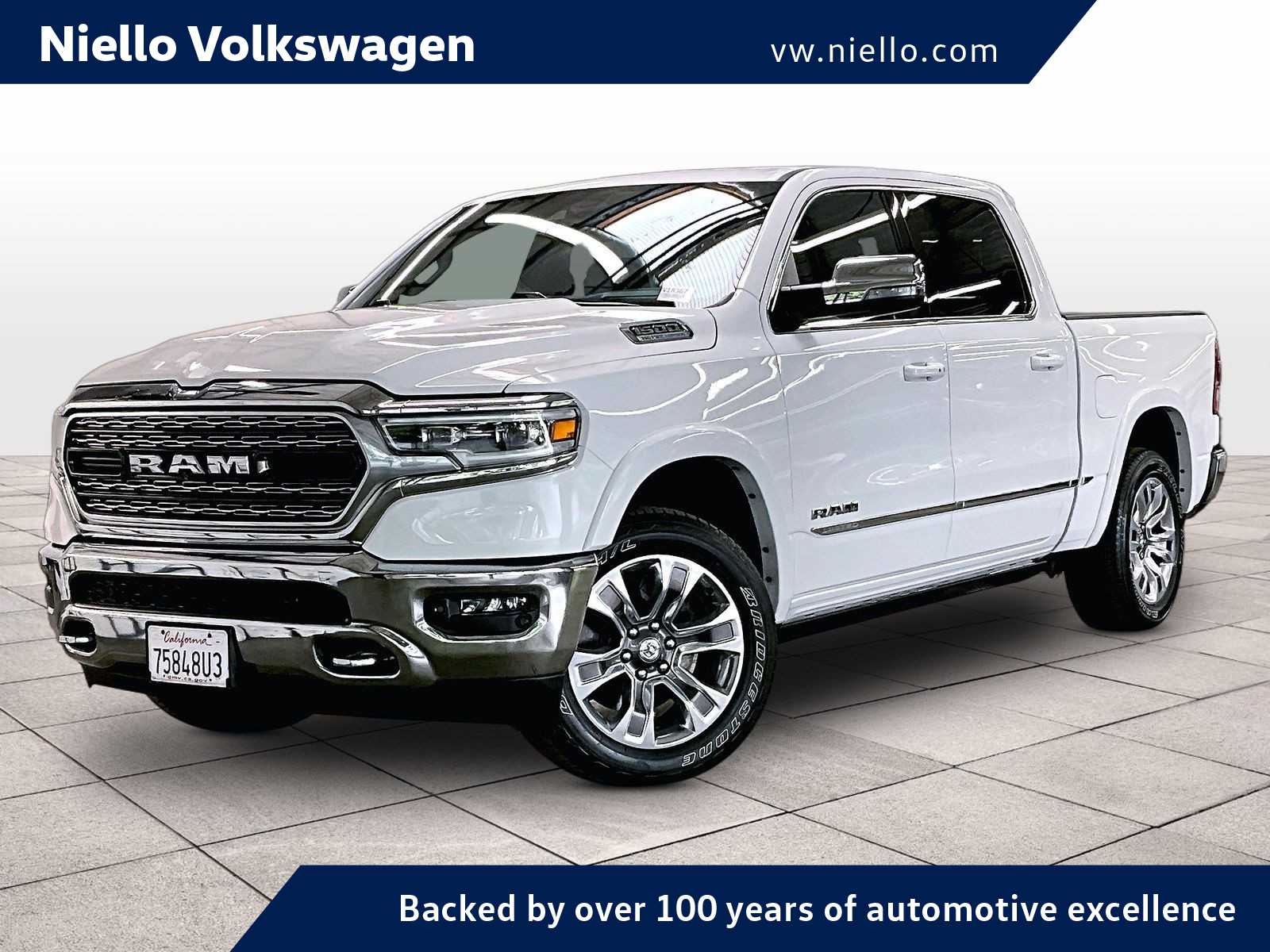 2023 RAM 1500 Limited 4x4 Crew Cab 5'7's photo