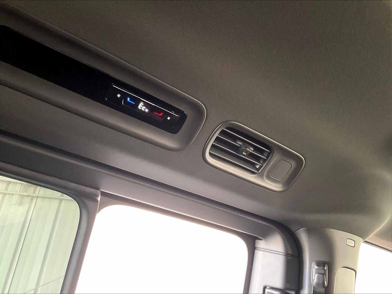 2025 Volkswagen ID. Buzz PRO S - Photo 15