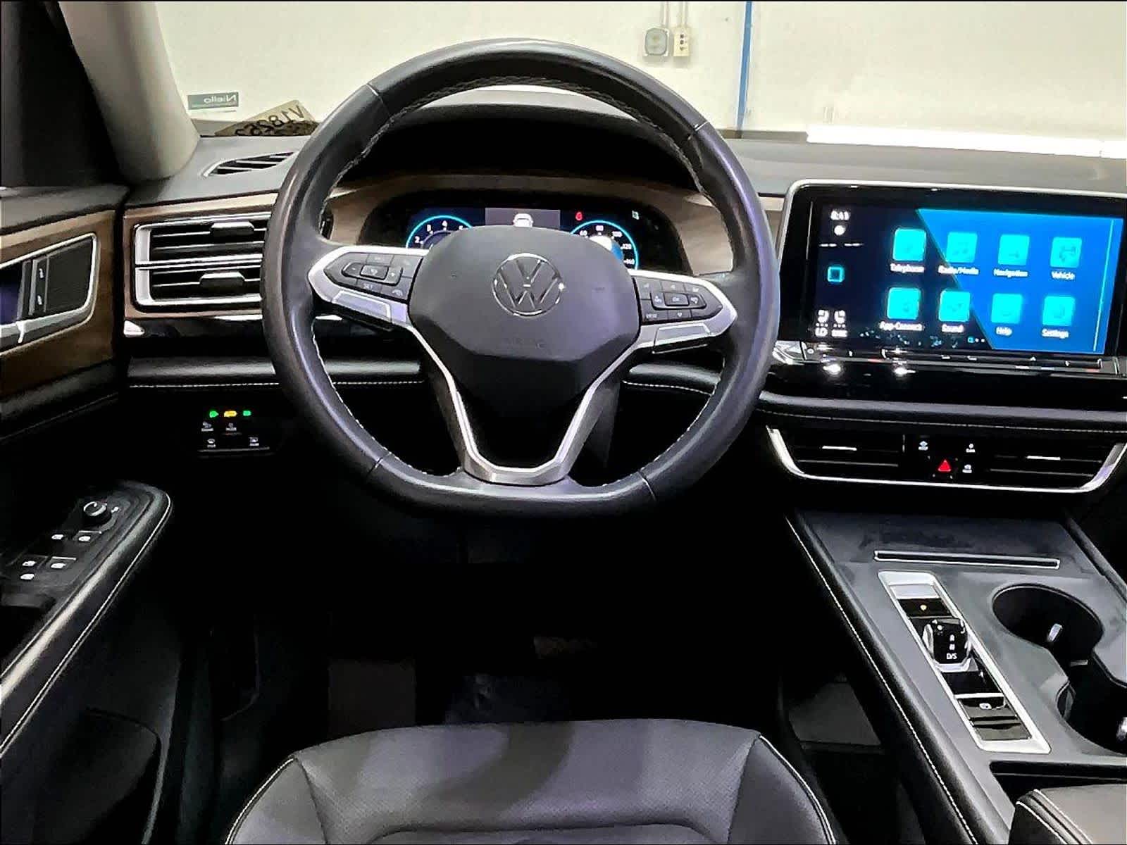 2024 Volkswagen Atlas 2.0T SE photo 5