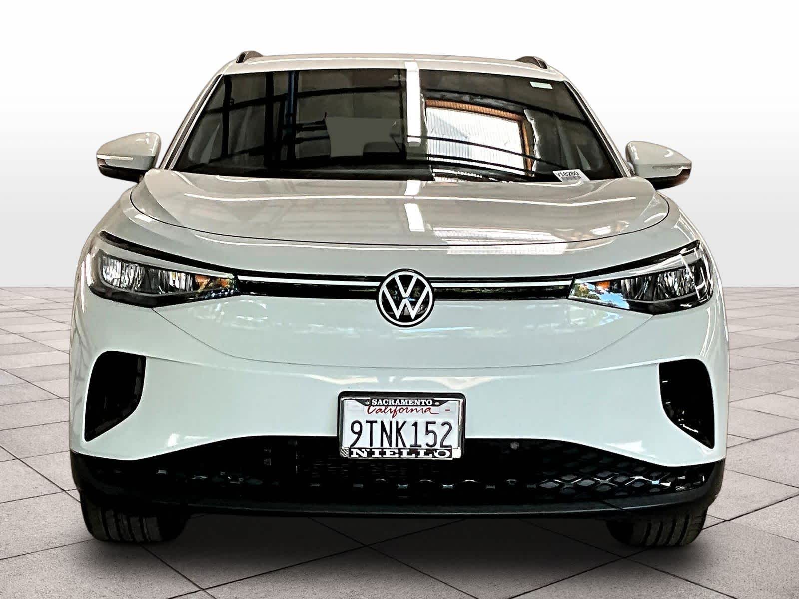 2024 Volkswagen ID.4 Standard photo 2