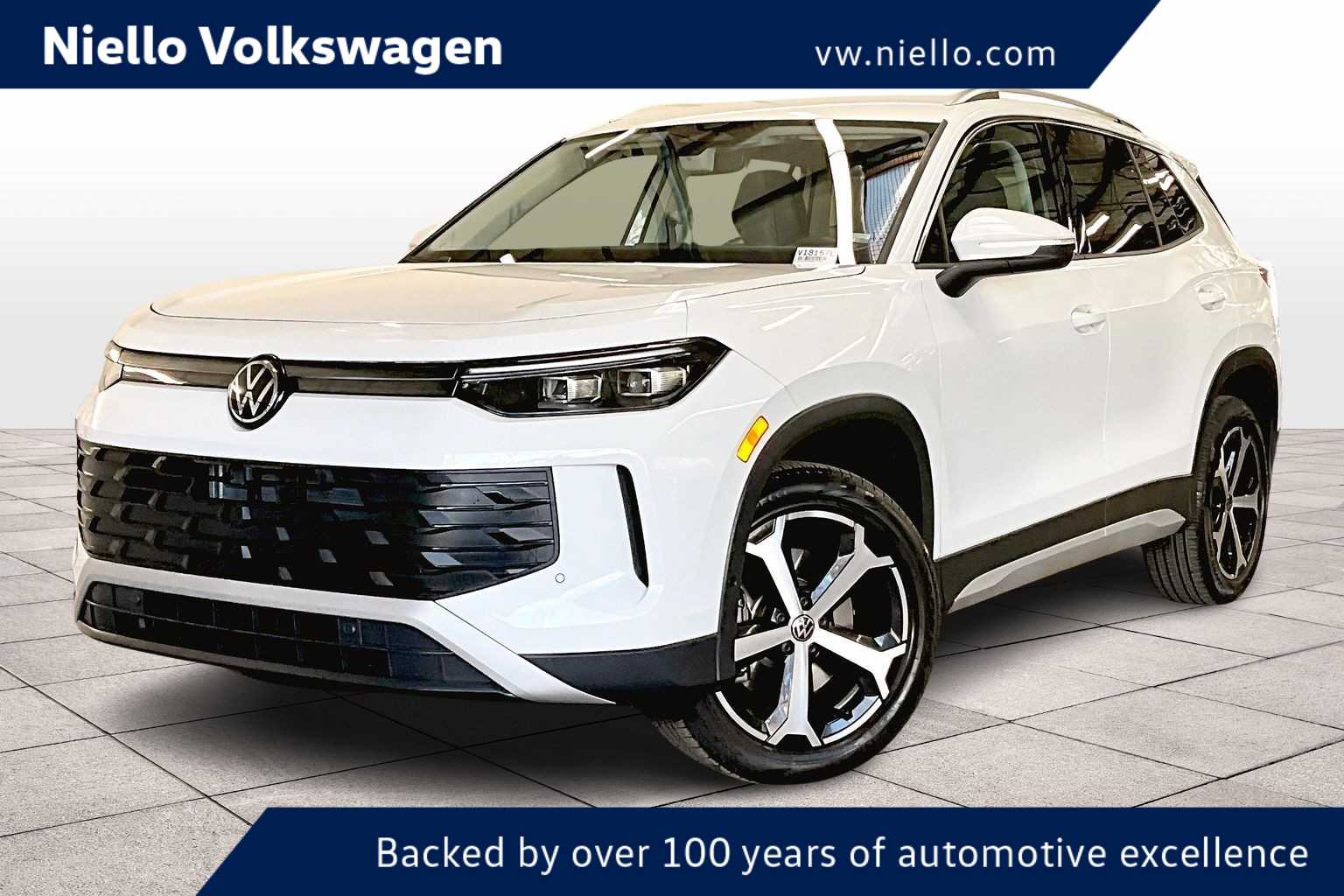 2025 Volkswagen Tiguan SE's photo