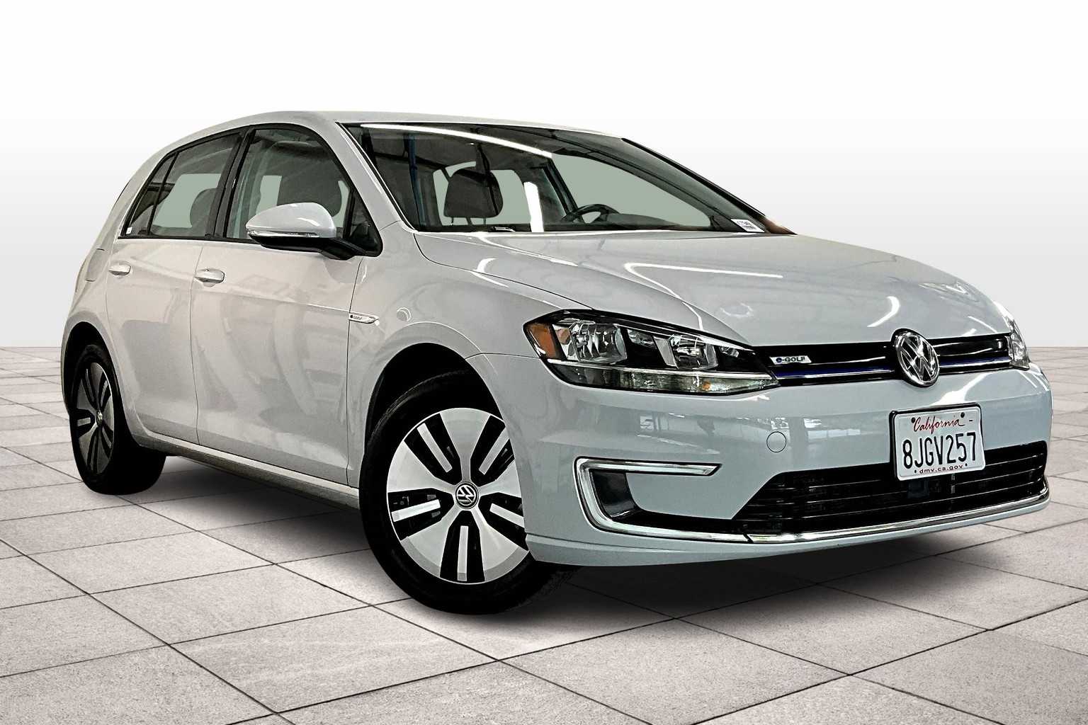 Used 2019 Volkswagen e-Golf e-Golf SE with VIN WVWKR7AU8KW902730 for sale in Sacramento, CA