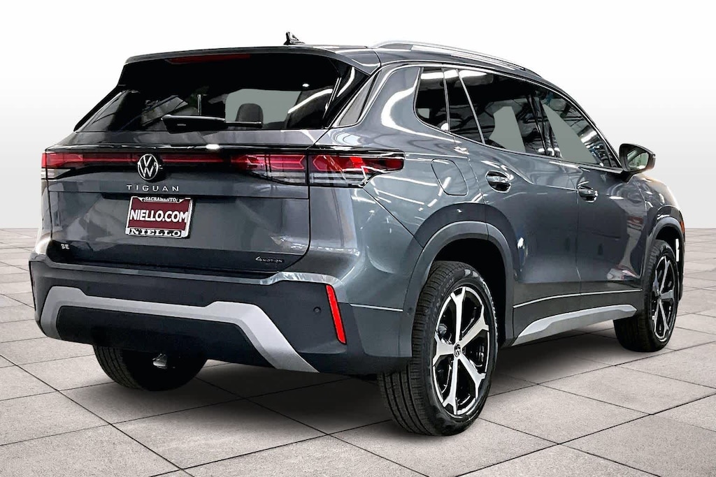 New 2026 Volkswagen Tiguan SE AWD 2.0T 4MOTION