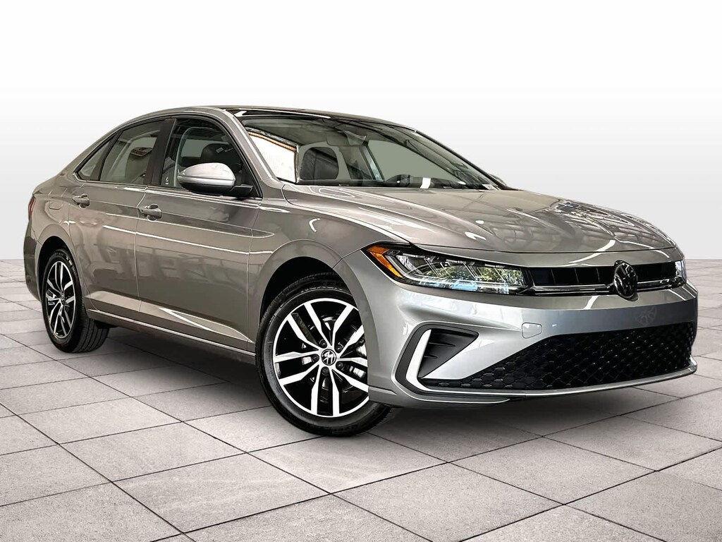 New 2026 Volkswagen Jetta SE Auto