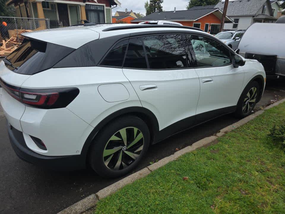 2023 Volkswagen ID.4 Standard photo 2