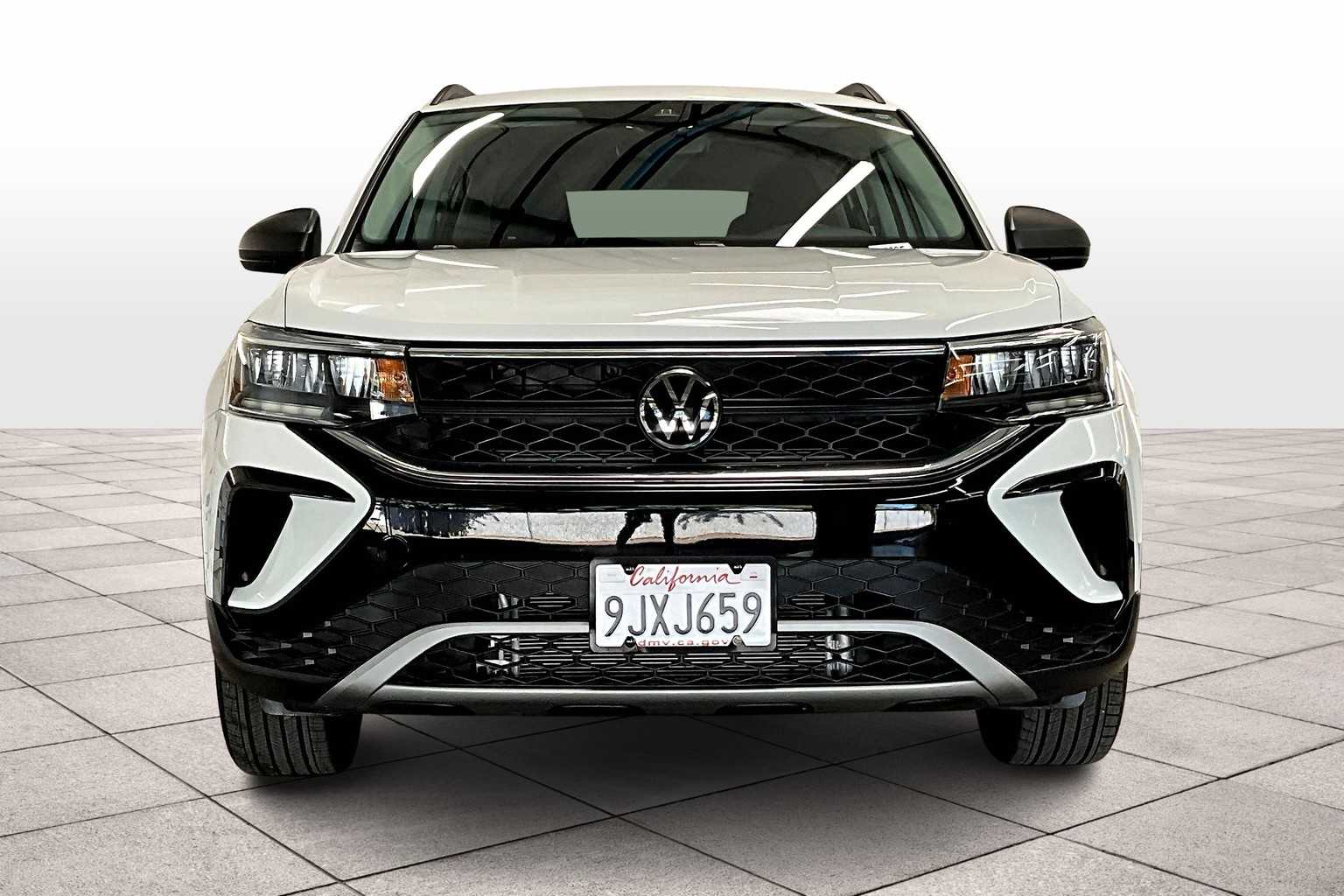 2024 Volkswagen Taos S photo 3