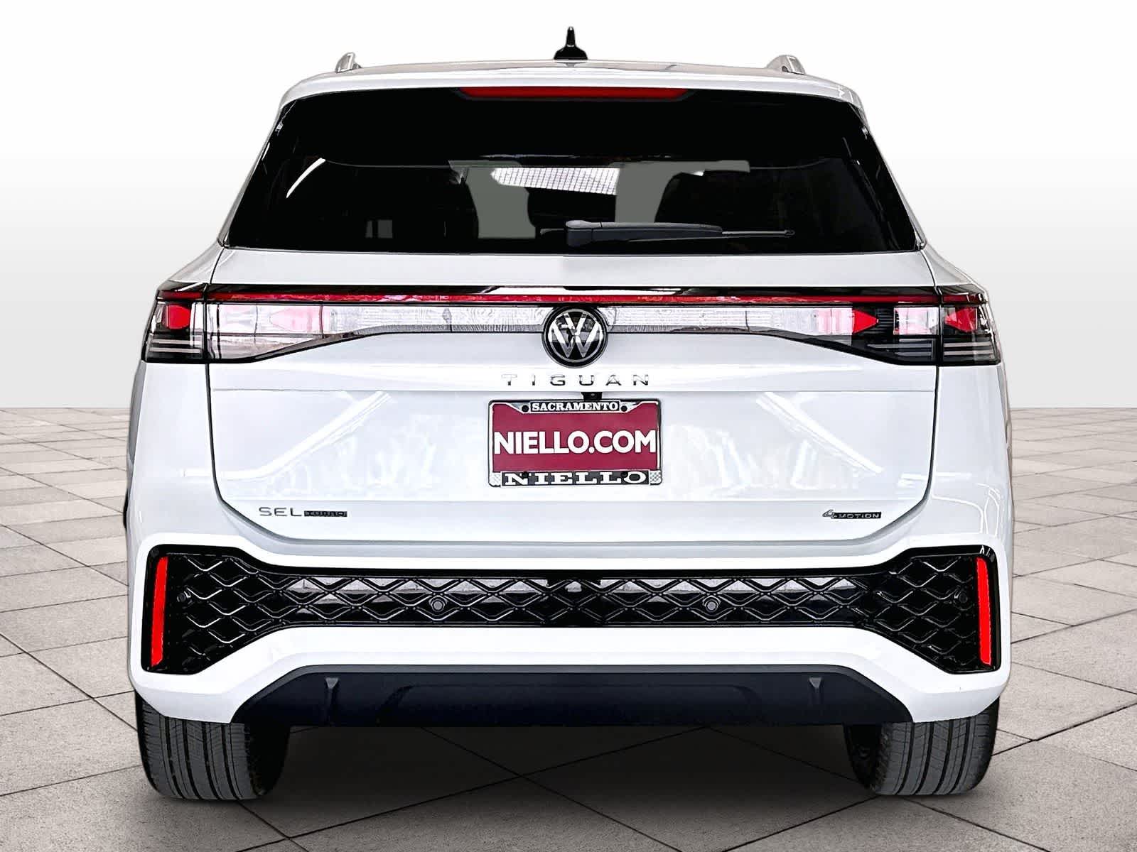 New 2026 Volkswagen Tiguan SEL R-Line Turbo 4MOTION