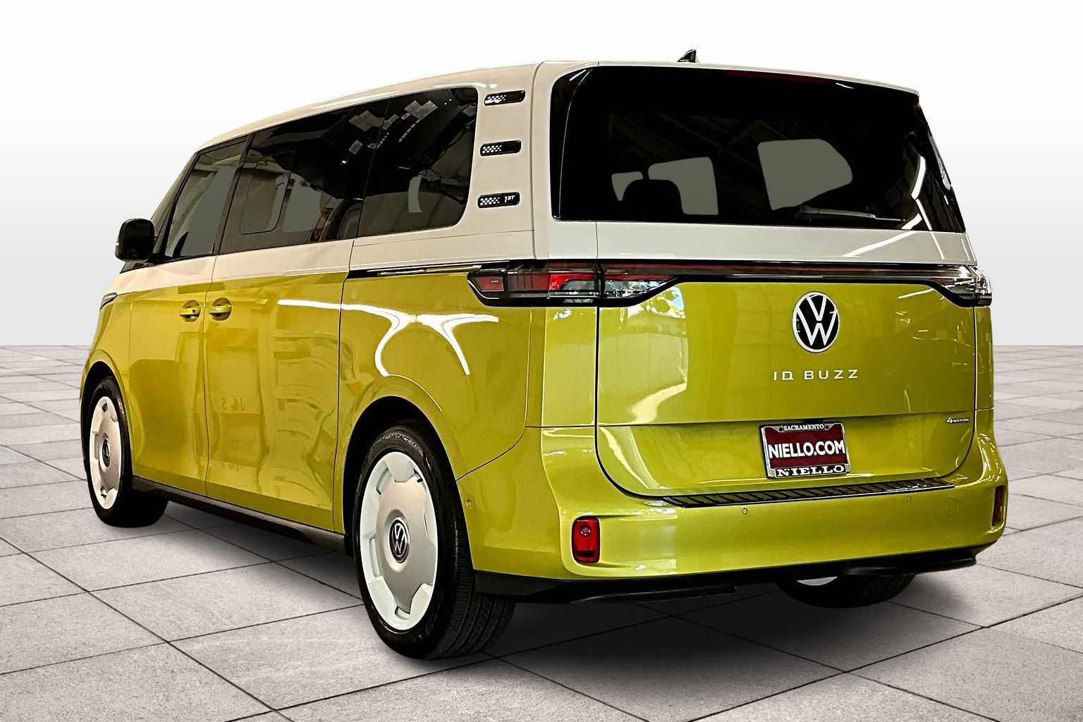 2025 Volkswagen ID. Buzz photo 3