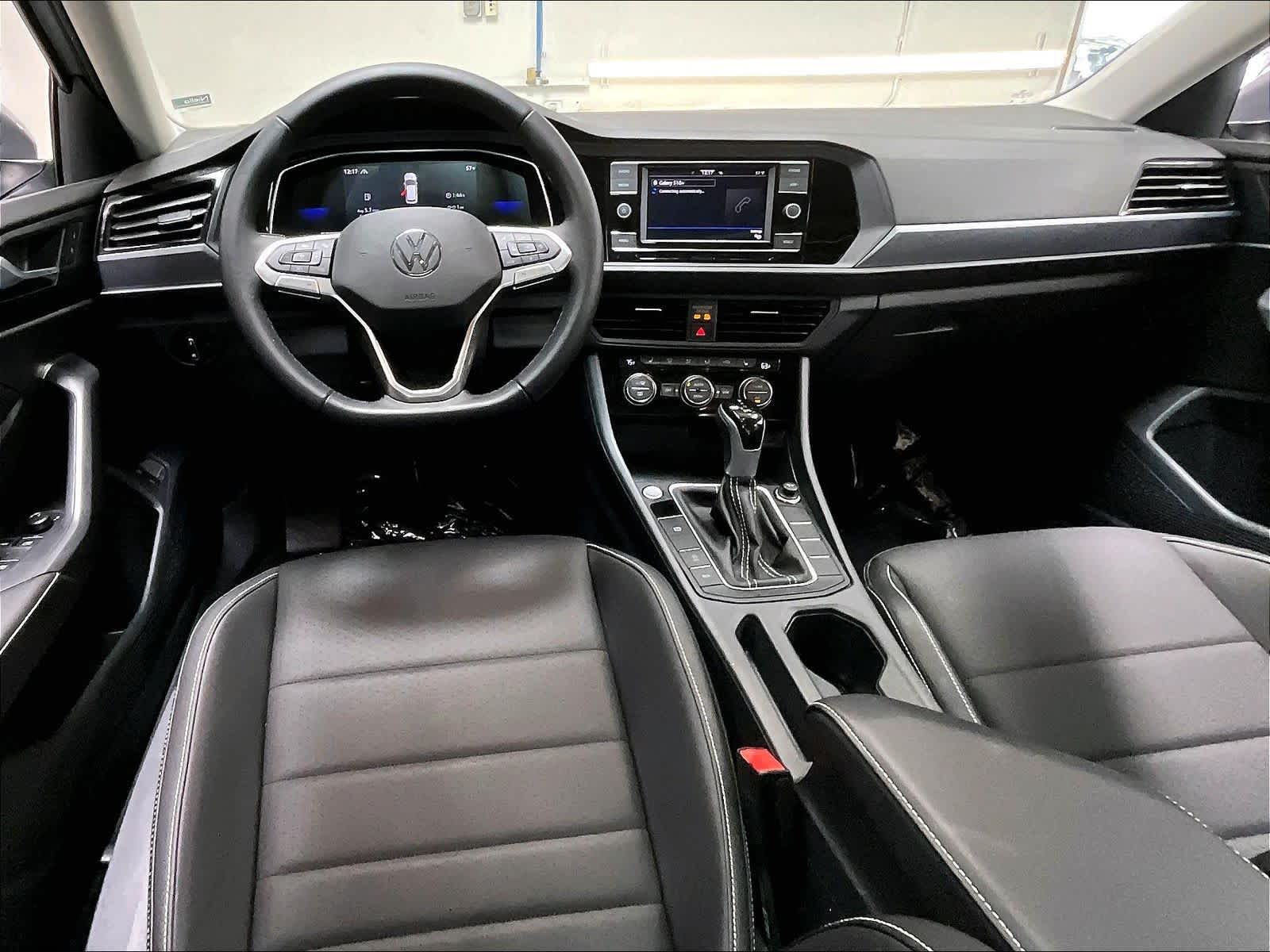 2024 Volkswagen Jetta SE photo 5