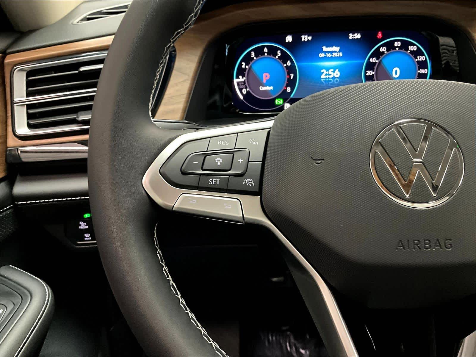 2026 Volkswagen Atlas SE - Photo 17