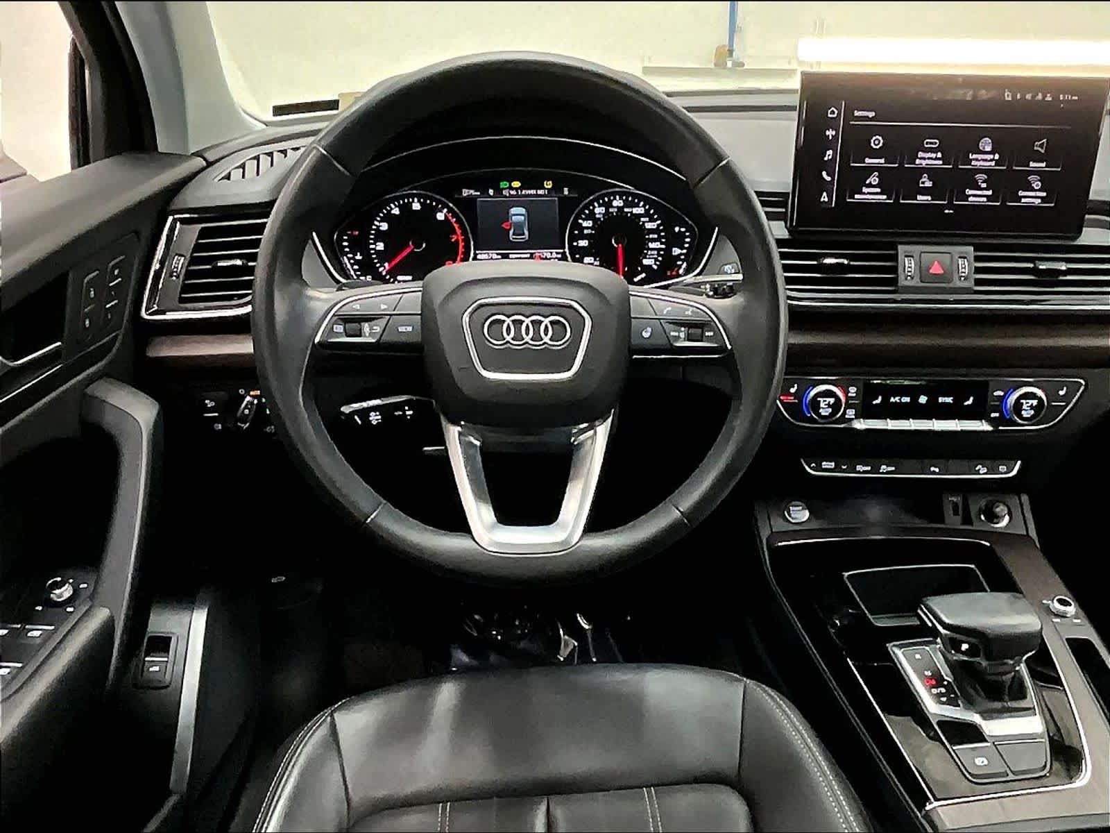 2023 Audi Q5 S Line Premium photo 5