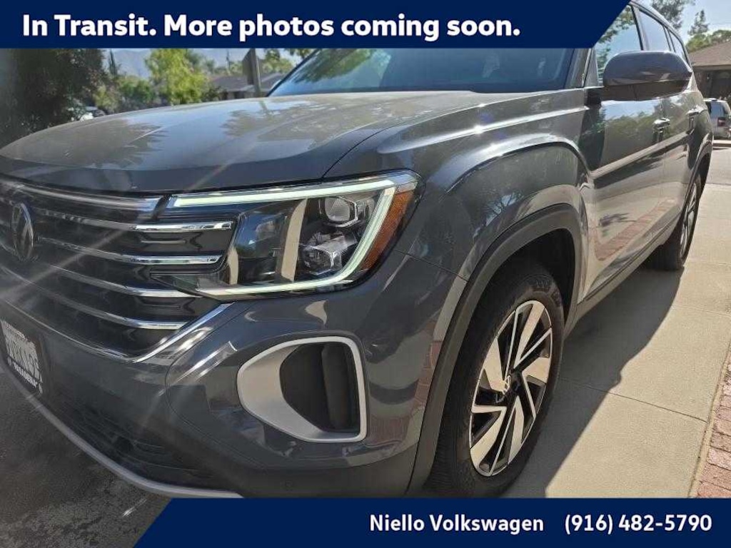 Used 2025 Volkswagen Atlas 2.0T SE w/Technology FWD