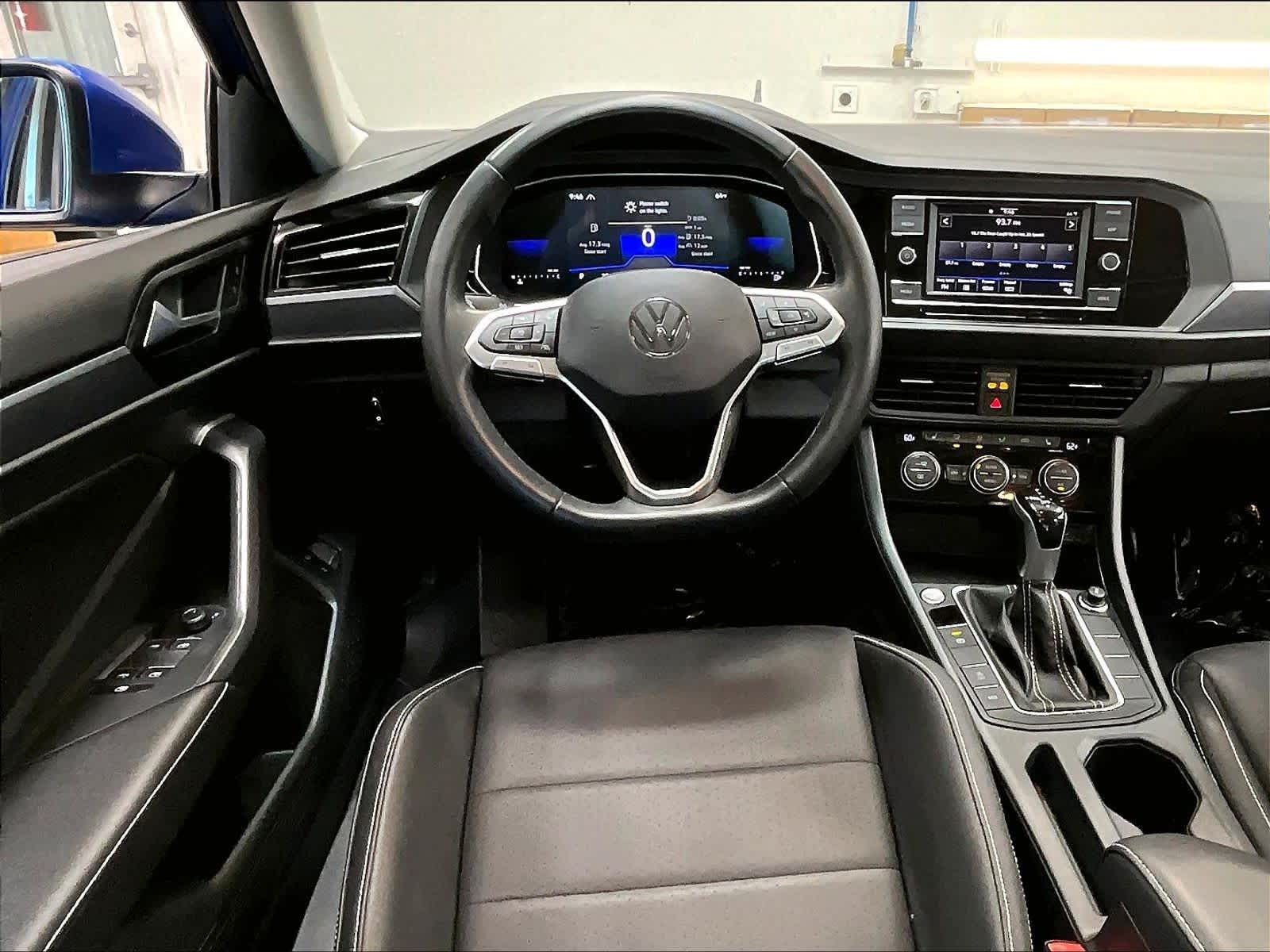 2024 Volkswagen Jetta SE photo 5