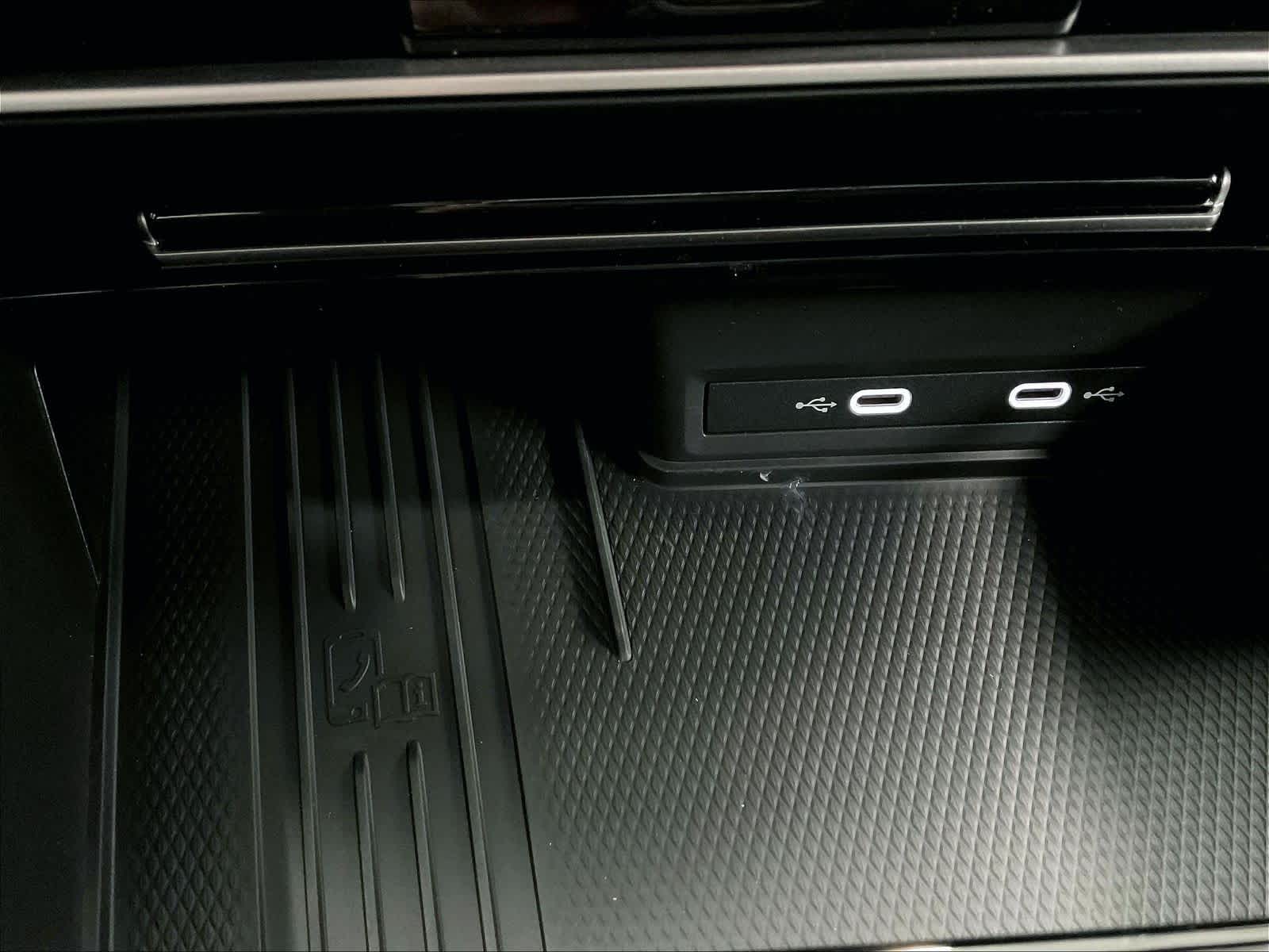 2025 Volkswagen Atlas Cross Sport SE w/Tech - Photo 21