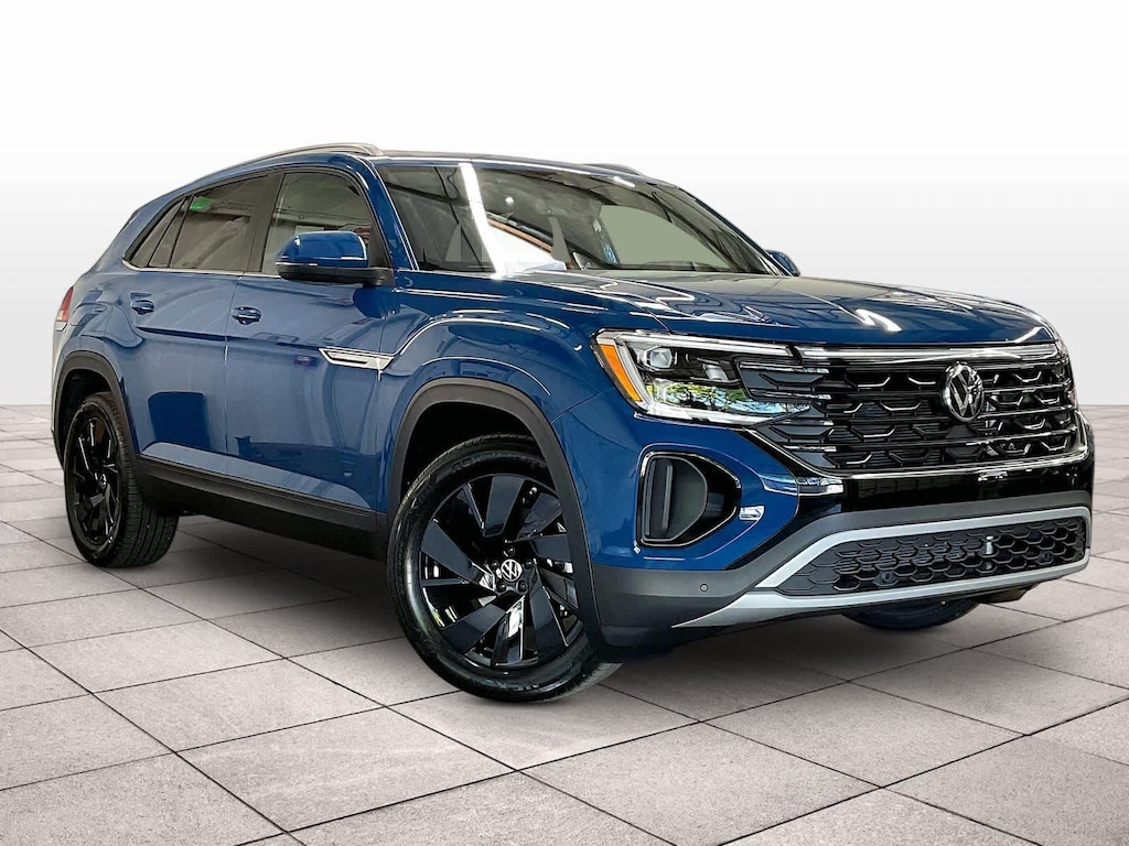 New 2025 Volkswagen Atlas Cross Sport 2.0T SE w/Technology 4MOTION