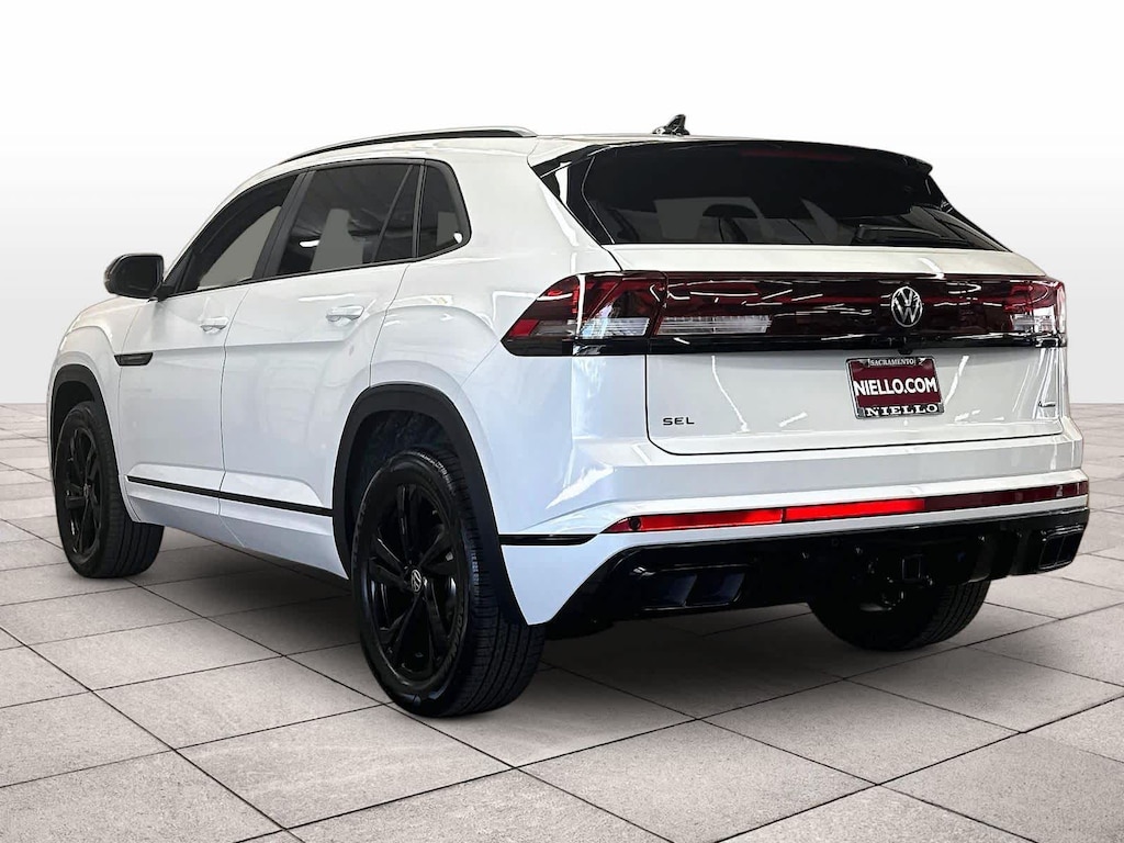 New 2026 Volkswagen Atlas Cross Sport 2.0T SEL R-Line Black 4MOTION