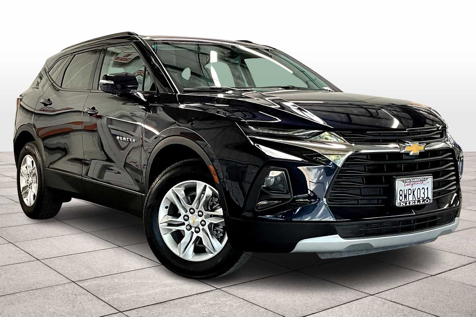 2021 Chevrolet Blazer 1LT photo 2