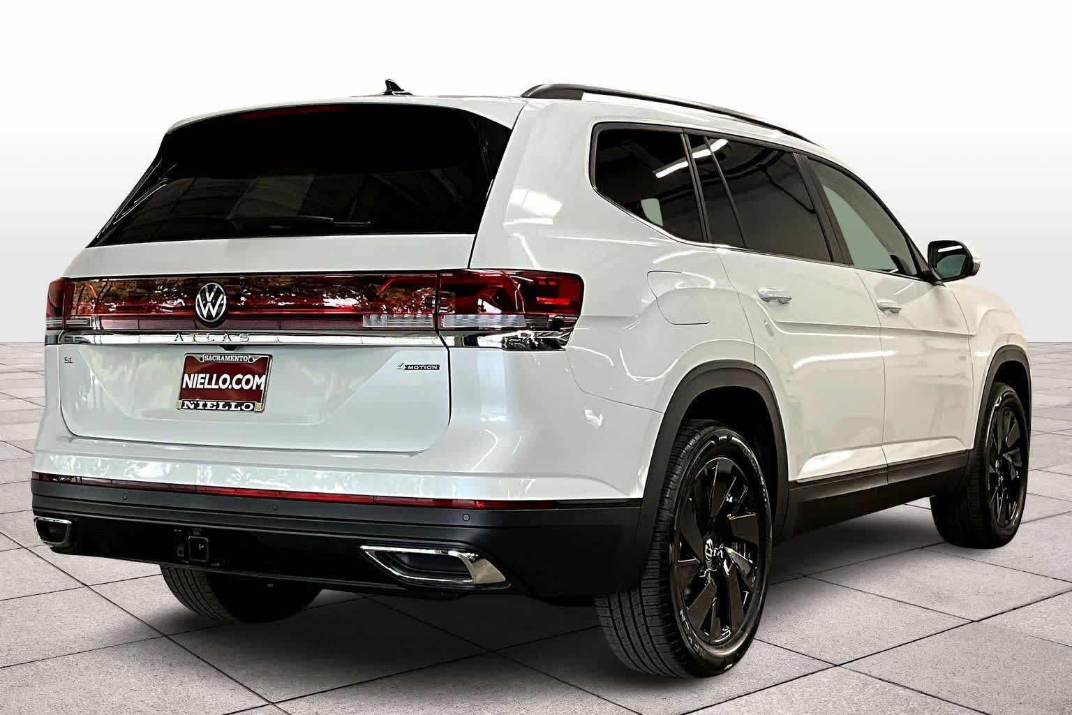 2026 Volkswagen Atlas SE Technology photo 4