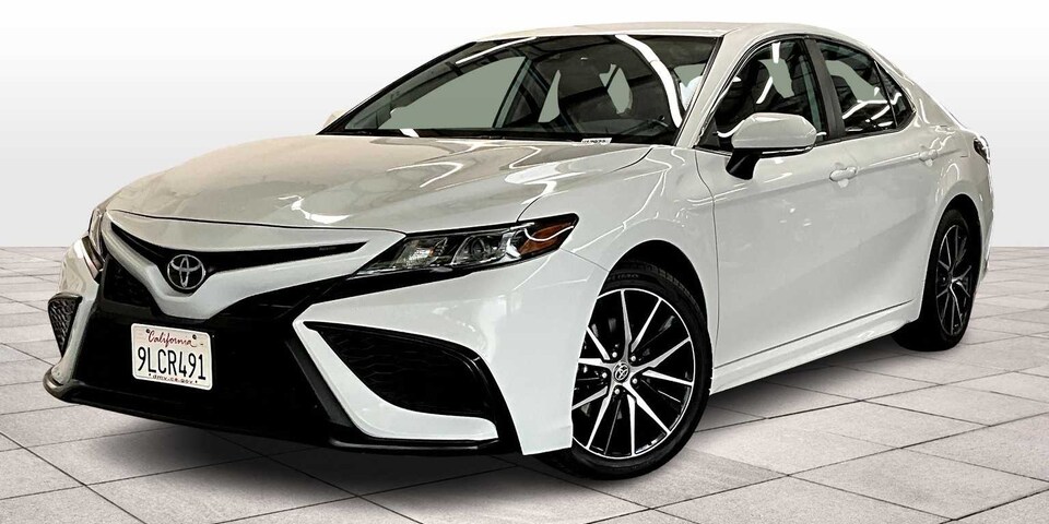 2024 Toyota Camry SE Auto (GS)