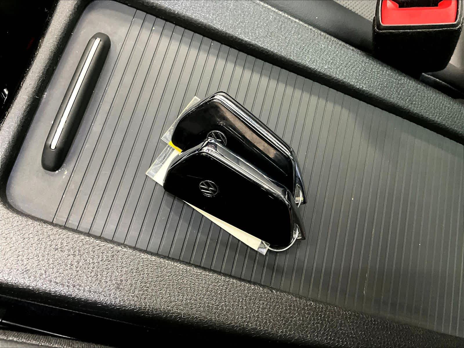 2022 Volkswagen ID.4 Pro S photo 3