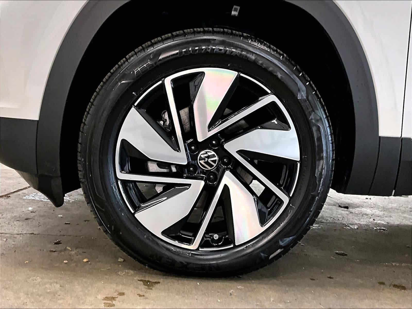2026 Volkswagen Atlas SEL - Photo 13