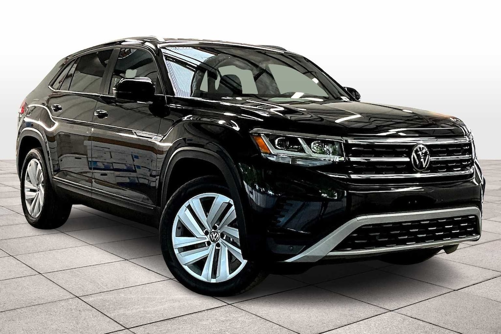 Used 2023 Volkswagen Atlas Cross Sport 3.6L V6 SE w/Technology 4MOTION