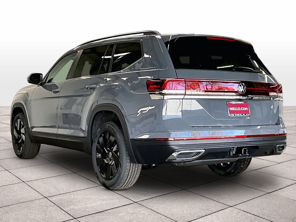 New 2026 Volkswagen Atlas SE W/ Tech FWD FWD