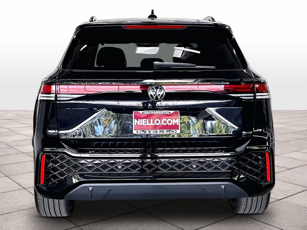 New 2026 Volkswagen Tiguan SE R-Line Black FWD