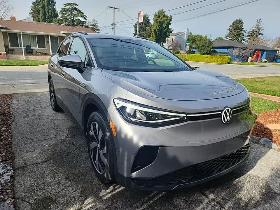 2023 Volkswagen ID.4 Pro photo 3