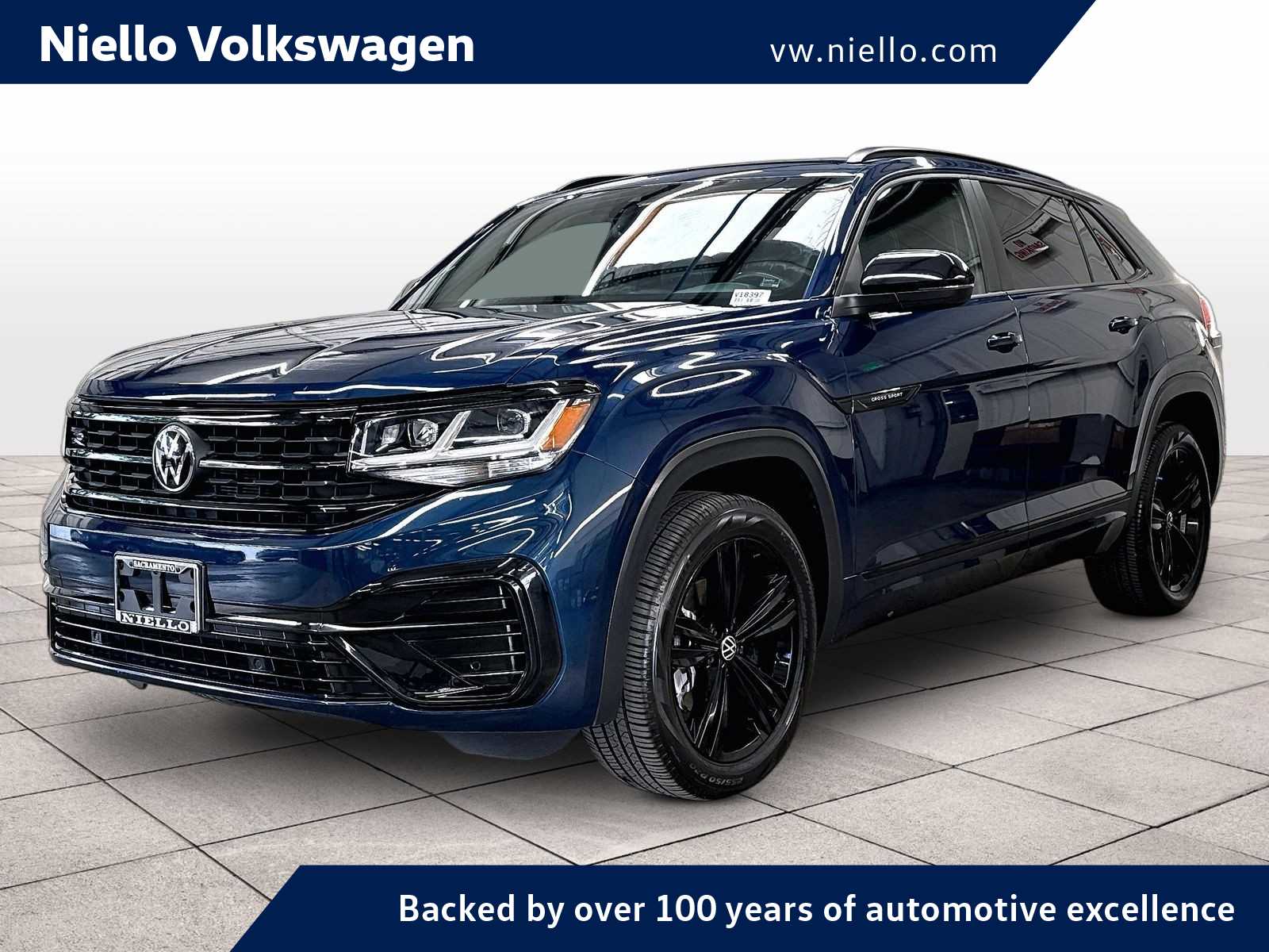 2023 Volkswagen Atlas Cross Sport 2.0T SEL R-Line Black 4MOTION's photo