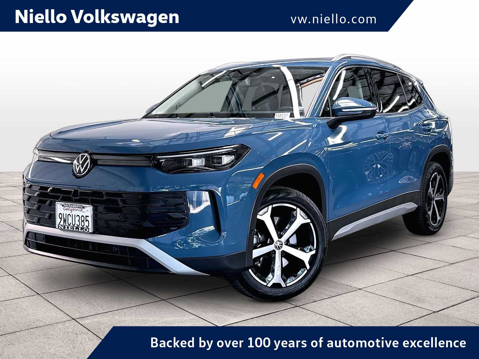 2025 Volkswagen Tiguan 2.0T SE 4Motion's photo