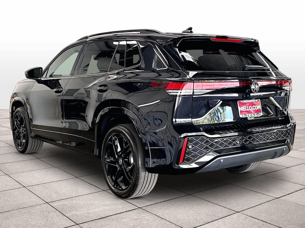 New 2026 Volkswagen Tiguan SE R-Line Black 4MOTION