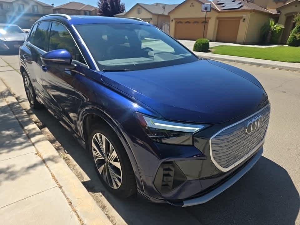 2023 Audi Q4 e-tron Premium Plus photo 3