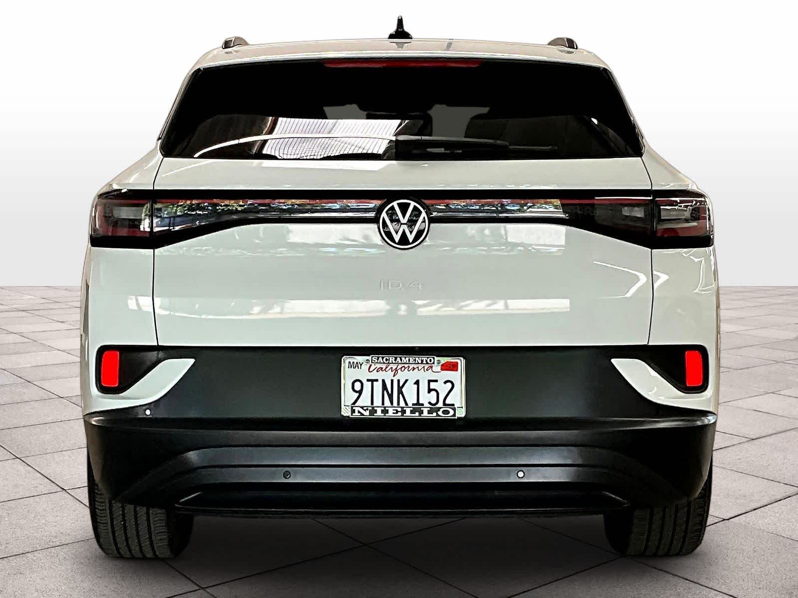 2024 Volkswagen ID.4 Standard photo 4